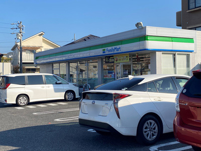 ファミリーマート豊田柿本町店