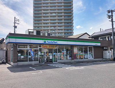 ファミリーマート安城住吉店