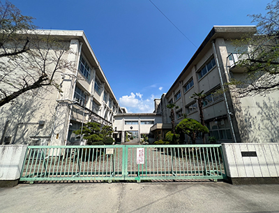 鏡島小学校