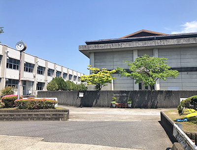 岐阜市立青山中学校