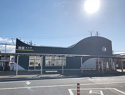 近鉄名古屋線「近鉄富田」駅