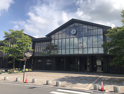 しなの鉄道線「中軽井沢」駅