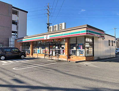 セブンイレブン 長野鍋屋店