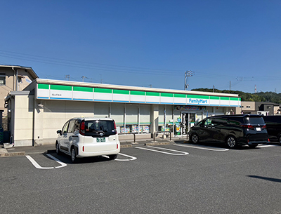 ファミリーマート福山坪生店