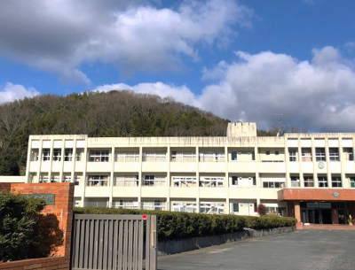 赤磐市立磐梨中学校