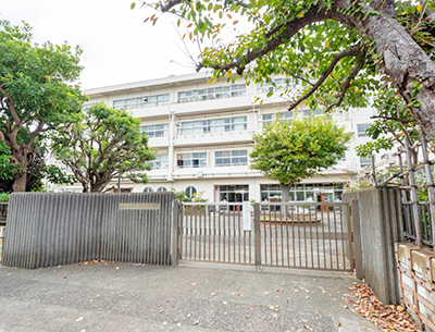 鎌倉市立七里ガ浜小学校