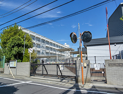 横浜市立大曽根小学校