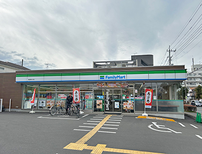 ファミリーマート越谷東大沢店