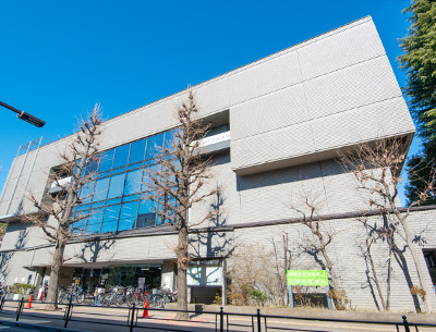 練馬区立美術館・貫井図書館