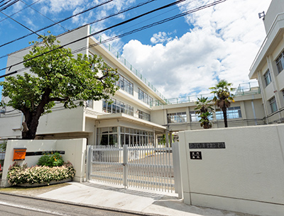 立川市立第十小学校