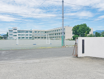 甲府市立南西中学校