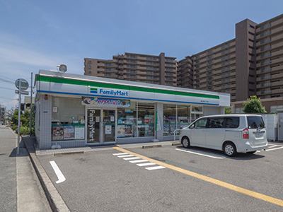 ファミリーマート塚口本町六丁目店