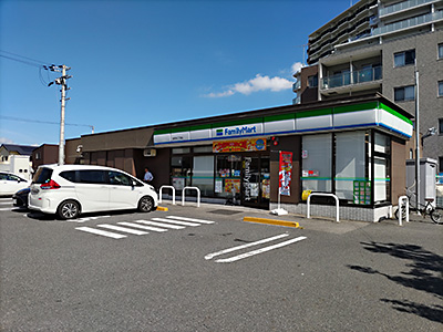 ファミリーマート南草津二丁目店