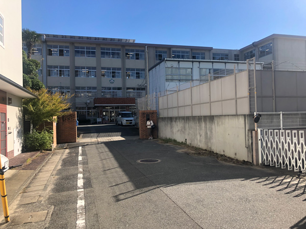 福岡市立西高宮小学校