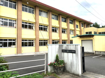 挾間小学校