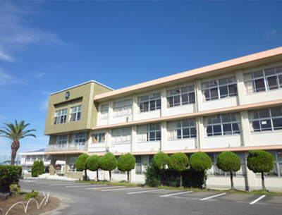 市立鍋島小学校