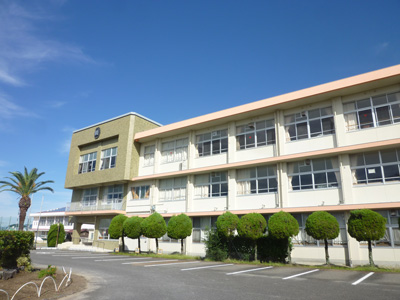 市立鍋島小学校