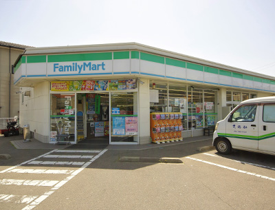 ファミリーマート福島大森下町店