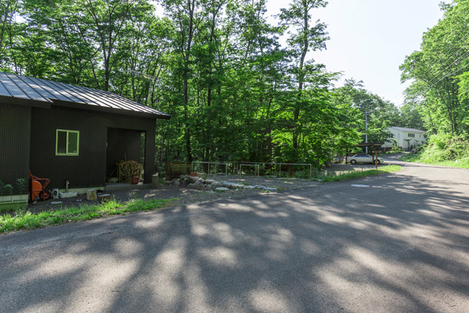 川の音と木々の音に癒される夏の一時