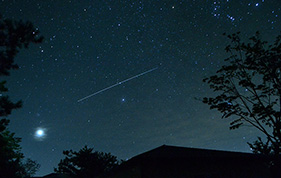 ISSと明けの明星